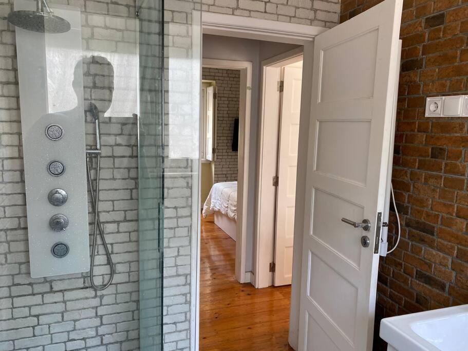 T2 Alvalade Em Lisboa Para 3 Pessoas エクステリア 写真